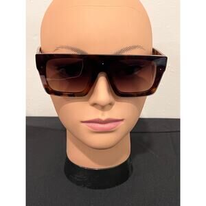 NWT TAHARI OVERSIZED TORTOISE SUNGLASSES EYEWEAR Tahari Black w/ Tortoise Arms Oversized Sunglasses TH902 NWT  main image 4
